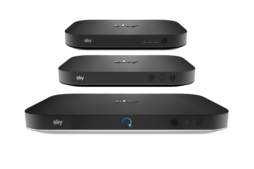 Обновление приставки. Sky TV Box. Sky q Box. Ultra HD 4k приставка Amko. HD Box Mini 2016 года.