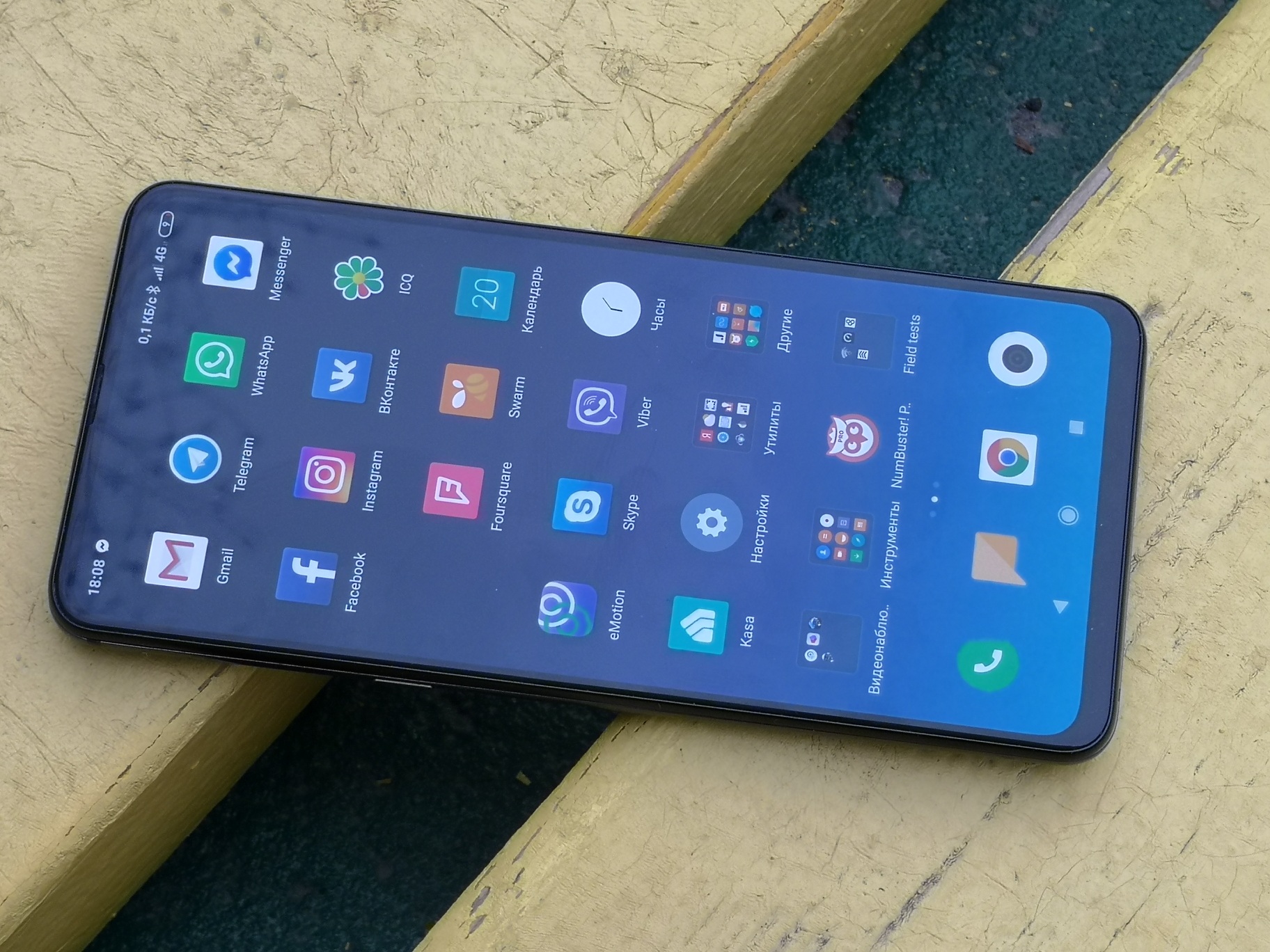 У Xiaomi слайдер «лудше»: тест Xiaomi MI MIX 3